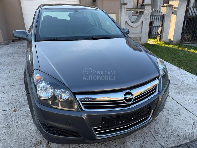 Opel Astra H 1.6 16v ENJOY