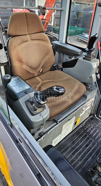 New Holland E18C TEZINA 1900KG