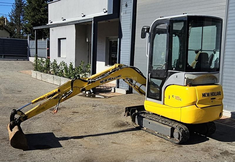 New Holland E18C TEZINA 1900KG
