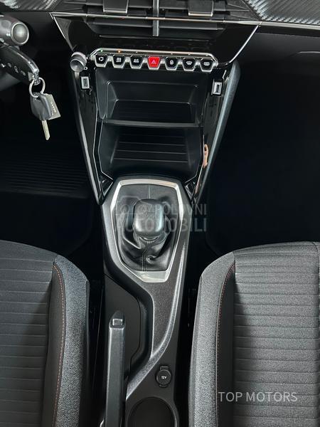 Peugeot 2008 ZAMENjEN LANAC