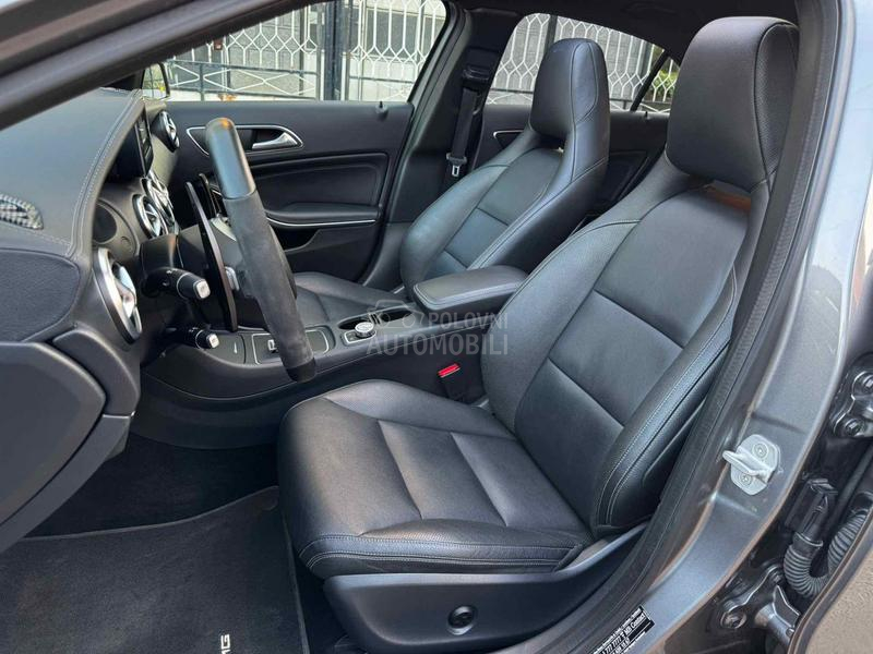 Mercedes Benz A 45 AMG 