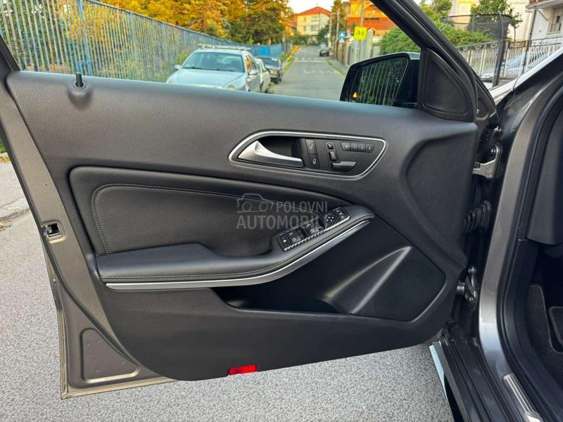 Mercedes Benz A 45 AMG 