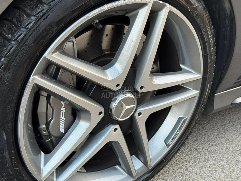 Mercedes Benz A 45 AMG 