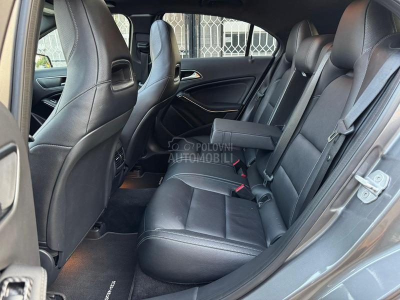 Mercedes Benz A 45 AMG 