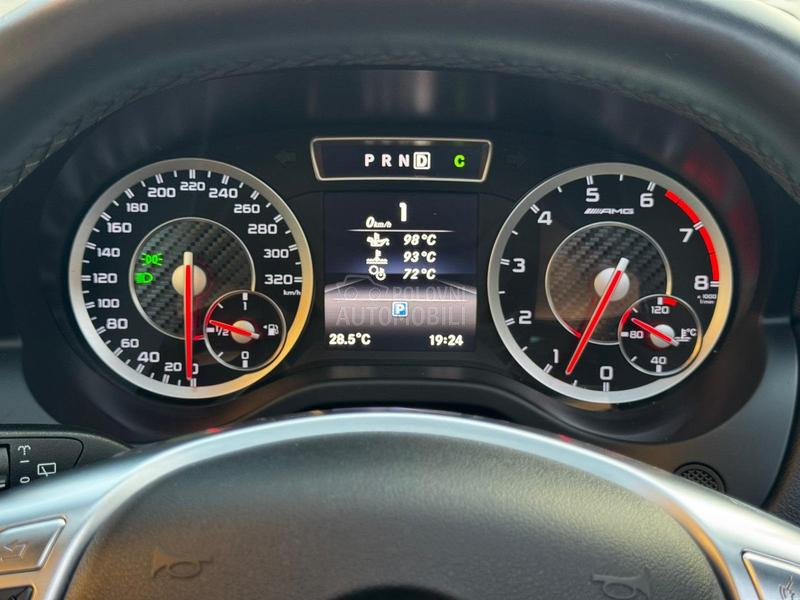 Mercedes Benz A 45 AMG 