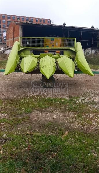Claas Dominator 76