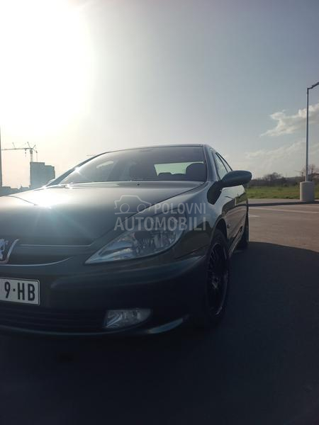 Peugeot 607 