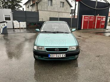 Opel Astra F 1.6