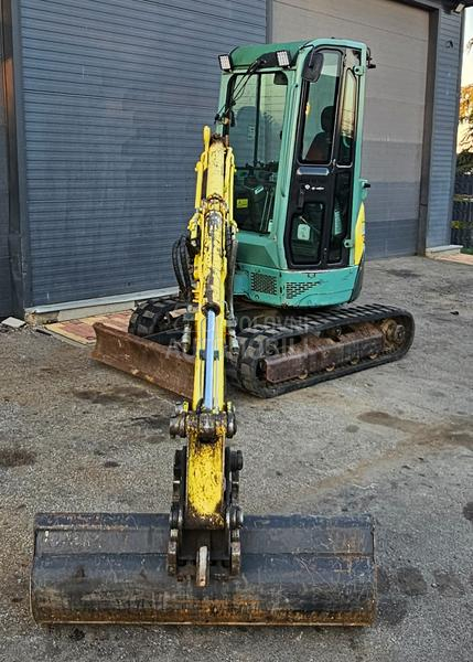 Yanmar VIO 25 VRHUNSKI 2,8TONE