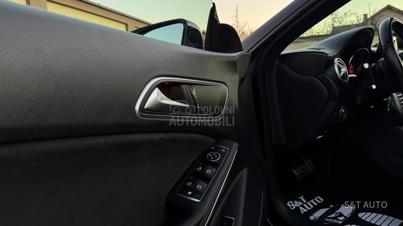 Mercedes Benz CLA 200 R E Z E R V I S A N