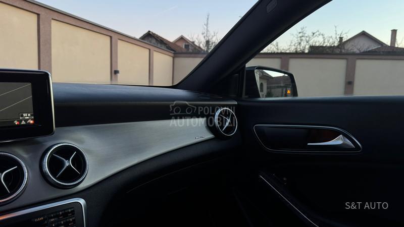 Mercedes Benz CLA 200 R E Z E R V I S A N