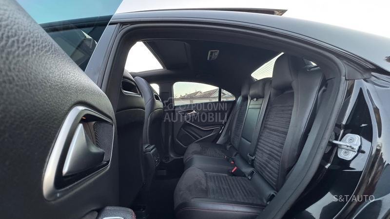 Mercedes Benz CLA 200 R E Z E R V I S A N