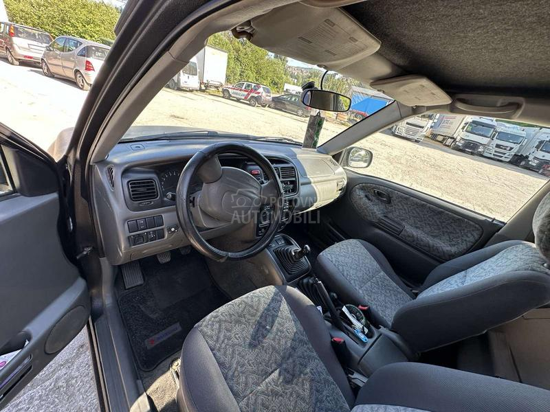 Suzuki Grand Vitara 2.0