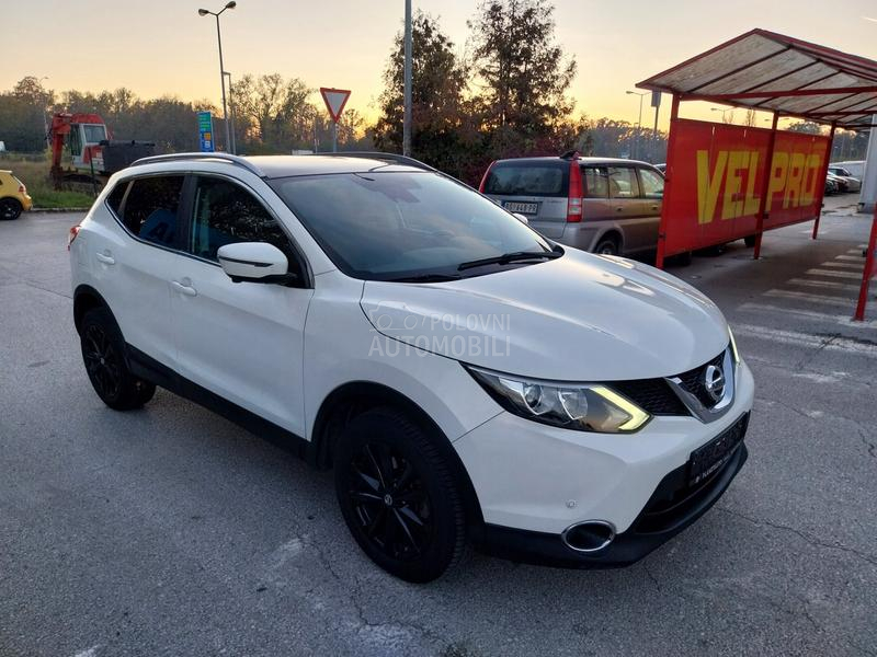 Nissan Qashqai 1.5dci nav pano