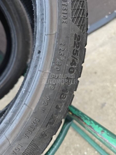 Continental 225/40 R18 Zimska