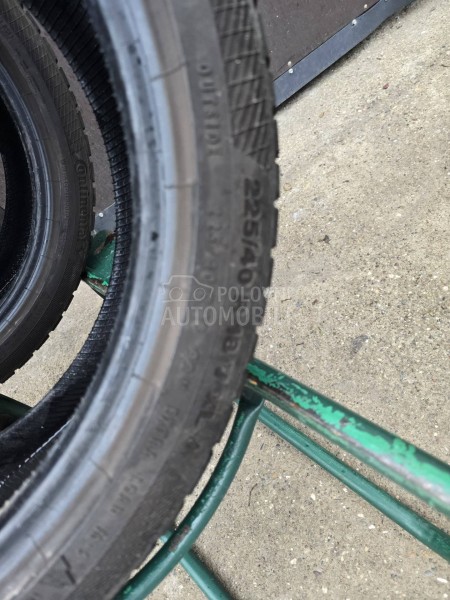 Continental 225/40 R18 Zimska