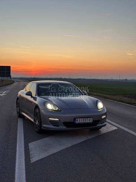 Porsche Panamera 4S 4.8 V8 4x4