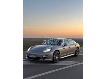 Porsche Panamera 4S 4.8 V8 4x4