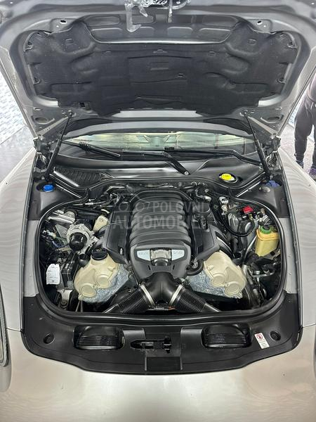 Porsche Panamera 4S 4.8 V8 4x4