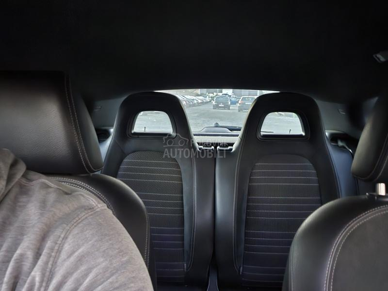 Volkswagen Scirocco TSI SPORT