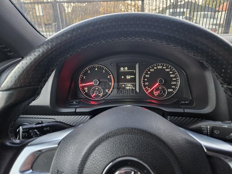 Volkswagen Scirocco TSI SPORT