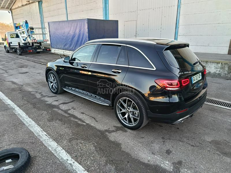 Mercedes Benz GLC 300 2.0 AMG-4matic