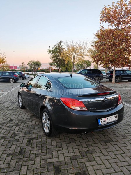 Opel Insignia 2.0cdti