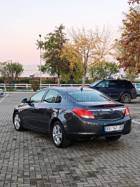 Opel Insignia 2.0cdti