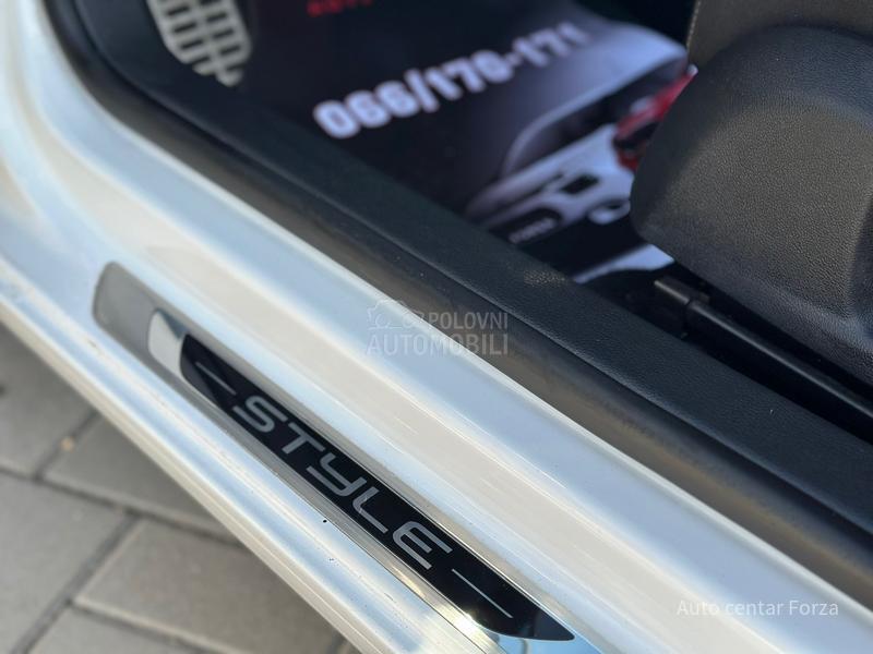 Volkswagen Golf 6 S T Y L E / N O V