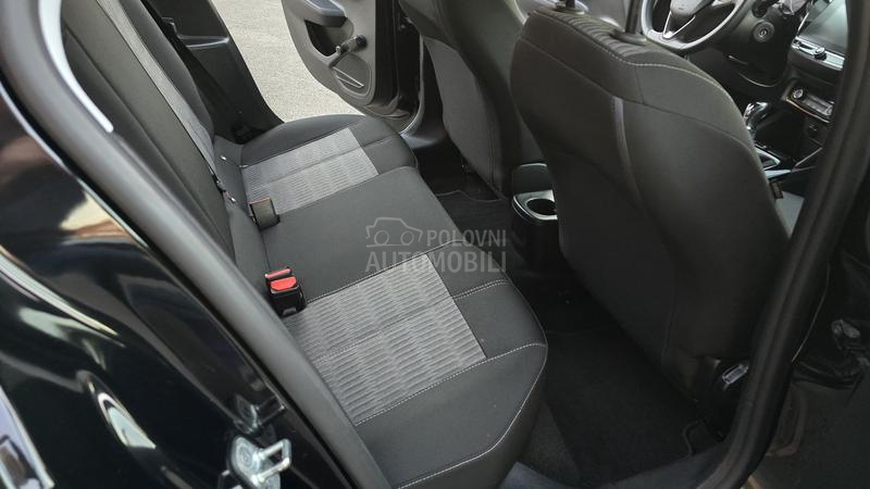 Opel Corsa F 1.2 B  N O V A