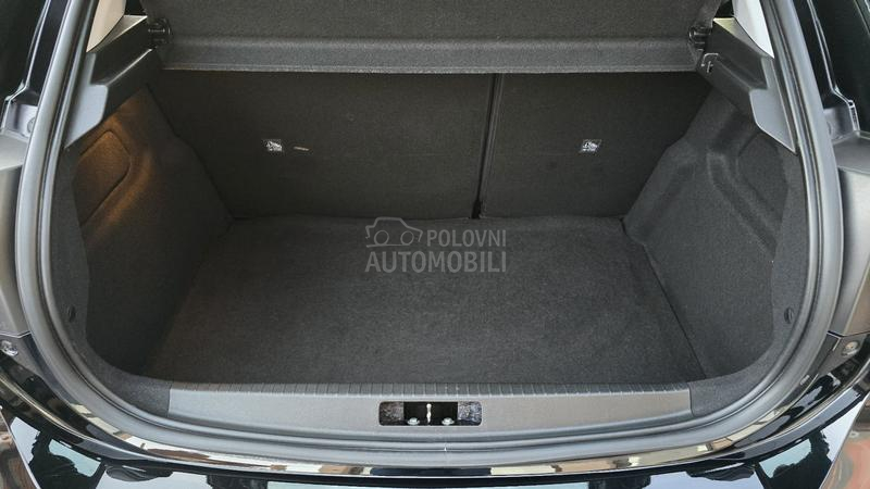 Opel Corsa F 1.2 B  N O V A