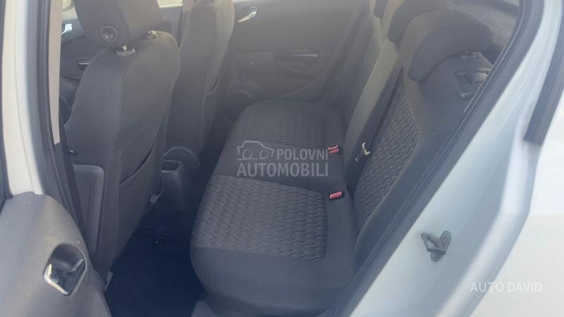 Opel Corsa D 1.4B SVAJCARSKA