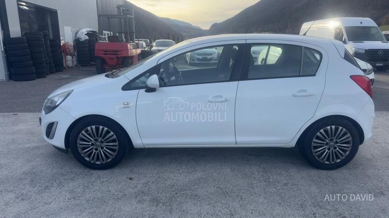 Opel Corsa D 1.4B SVAJCARSKA