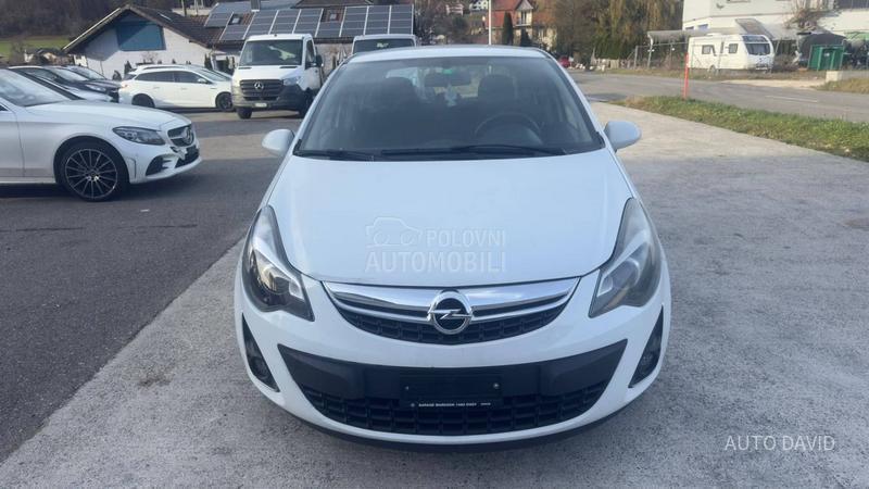 Opel Corsa D 1.4B SVAJCARSKA