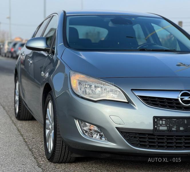 Opel Astra J 1.7 CDTI