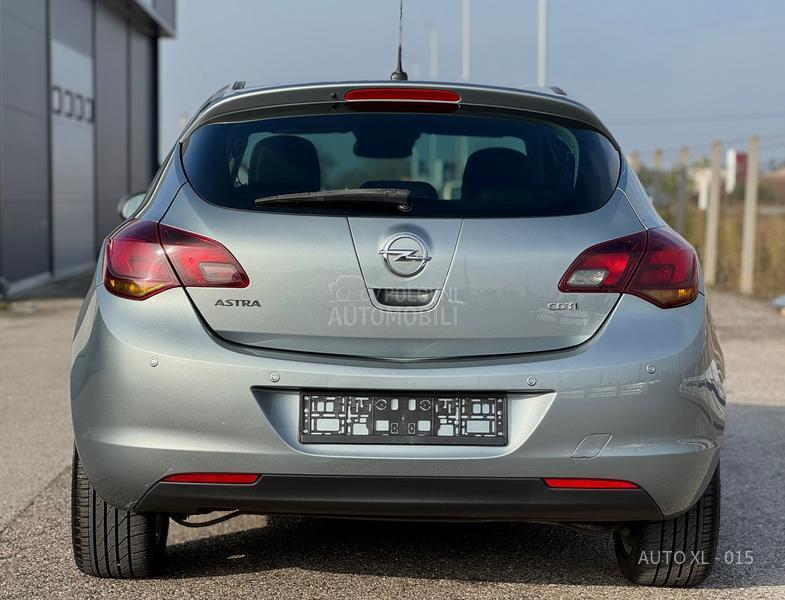 Opel Astra J 1.7 CDTI
