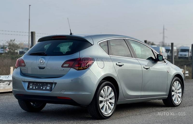 Opel Astra J 1.7 CDTI