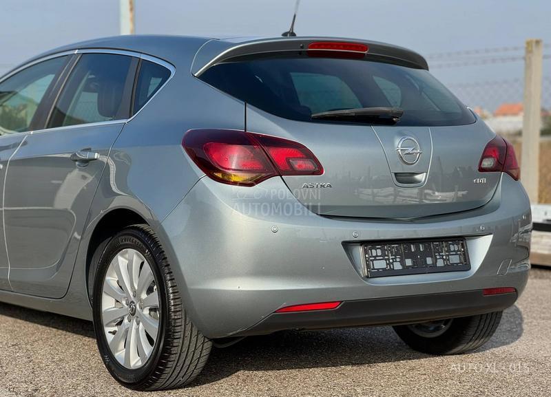 Opel Astra J 1.7 CDTI