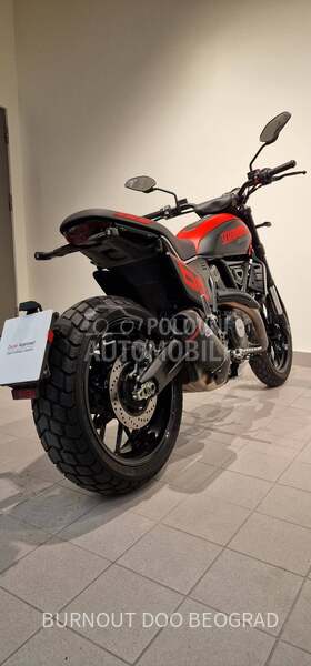Ducati Scrambler Full Throttle