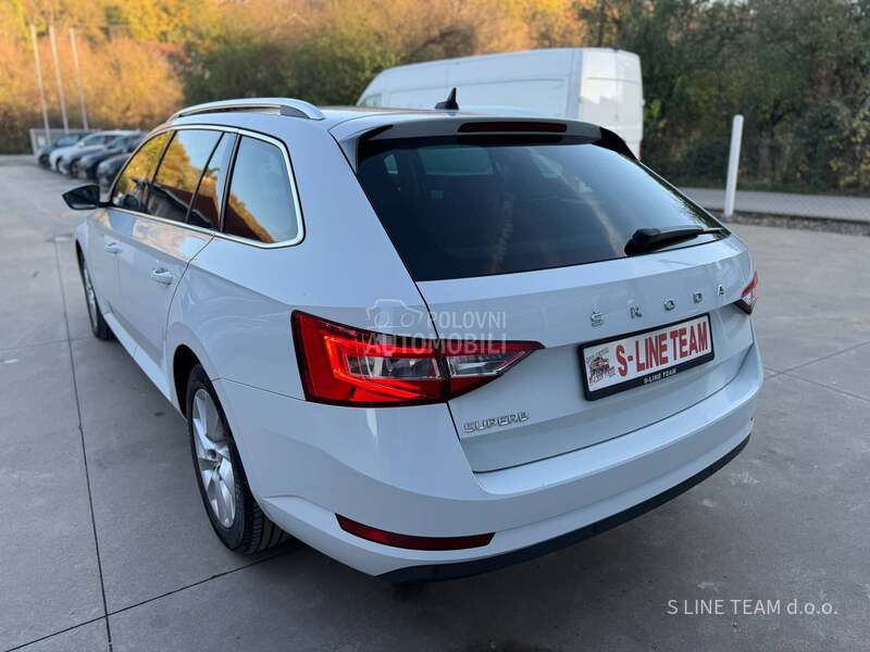 Škoda Superb 2.0 TDI/DSG/BUSINESS