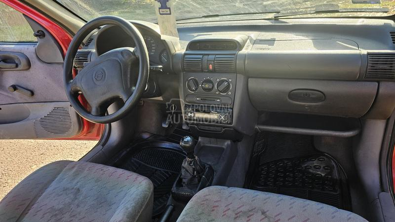 Opel Corsa B 1.2