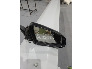 Desni retrovizor za Audi A4 od 2001. do 2004. god.