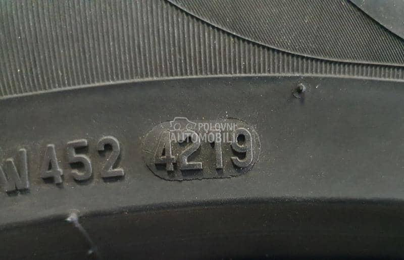 Pirelli 285/45 R21 Zimska