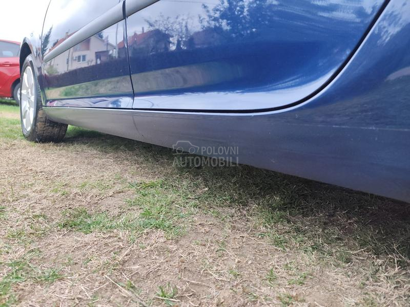 Volkswagen Golf 5 //NOVI SERVISI//