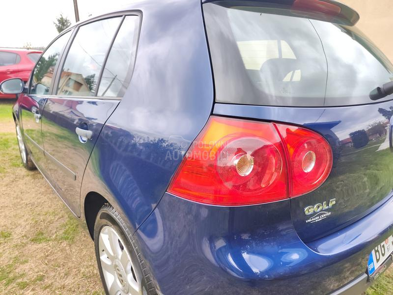 Volkswagen Golf 5 //NOVI SERVISI//