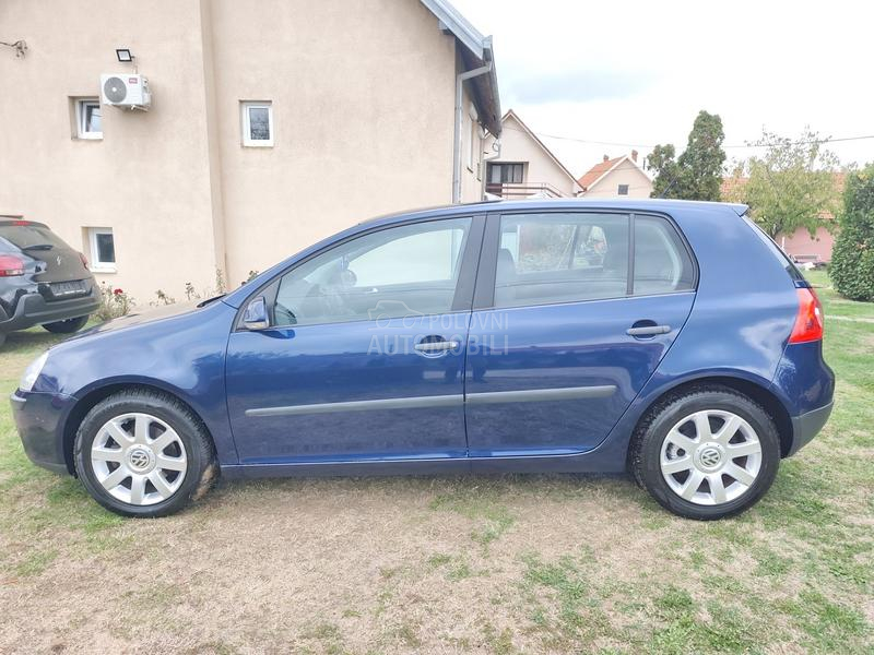 Volkswagen Golf 5 //NOVI SERVISI//