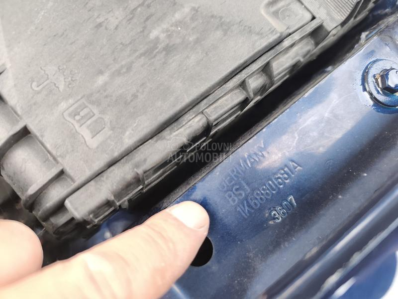 Volkswagen Golf 5 //NOVI SERVISI//