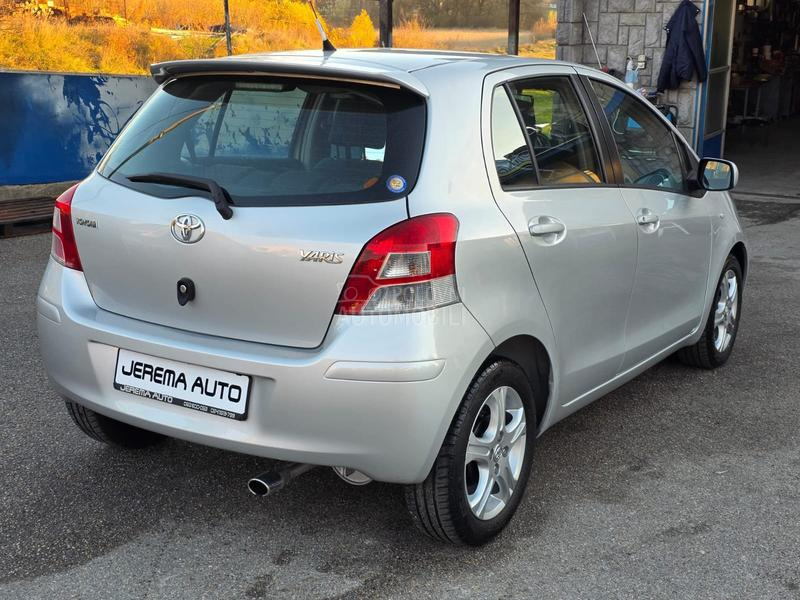 Toyota Yaris 1.33 vvt-i