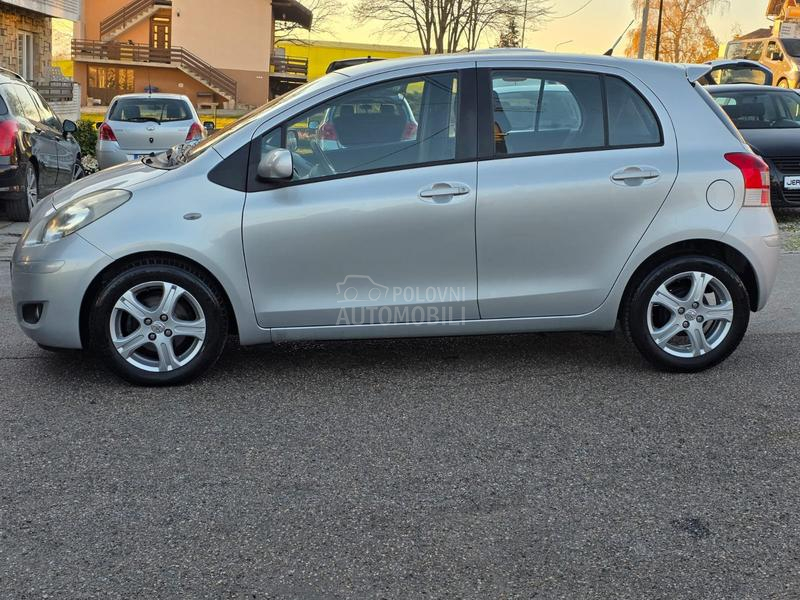 Toyota Yaris 1.33 vvt-i