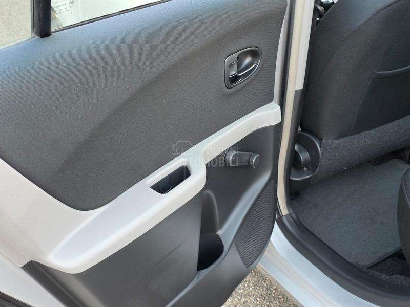 Toyota Yaris 1.33 vvt-i